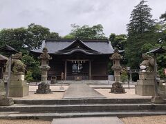 こちらの松江神社は明治31年に建立されたとのことで、天守閣からすると全然新しいようです。
