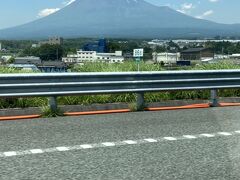 名古屋を出発　富士山をみながらドライブ