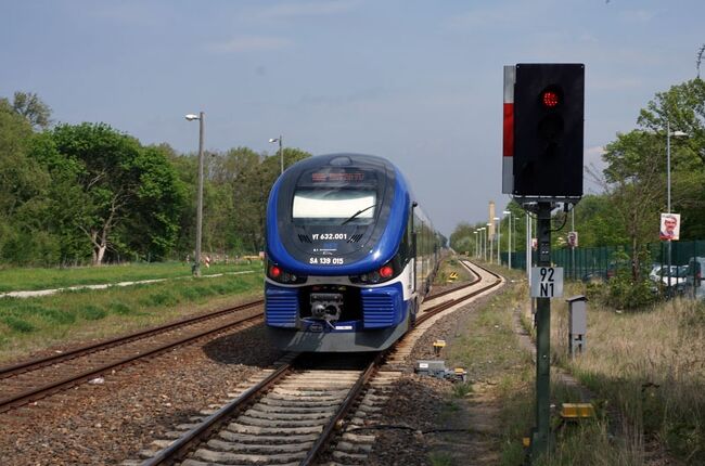 ドイツ鉄道の旅(その8 東ドイツ時代のディーゼル特急見学と ドイツ鉄道の旅(その8 東ドイツ時代のディーゼル特急見学と