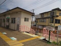南高田駅
ホーム１面に１線のシンプルな駅