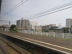 高田駅１１時１８分着