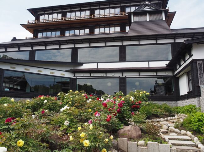 現在は小樽貴賓館としてレストラン・宴会場を営業しています。