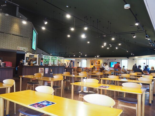 しかし、車を運転するので、ウイスキーは飲めません。りんごジュースをいただきます。