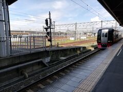 豊橋駅から岡崎公園駅前までいきます。