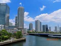 久しぶりの横浜、本日は天気も恵まれた土曜日。