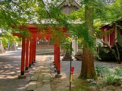 途中、高城神社もありました。