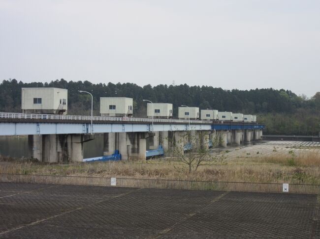 墨田区の小学生が悲劇学ぶ慰霊堂 東京都立横網町公園 - 産経ニュース