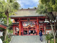 青島神社は中々立派でした。巨人軍が必勝祈願に訪れていたようです。