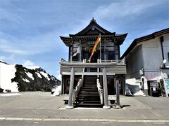 乗鞍本宮  畳平中之社に参拝します。