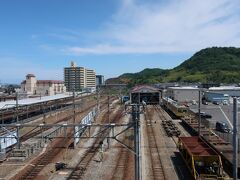 こだまで新横浜から米原へ、在来線に乗り換えて彦根駅にやって来ました。