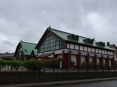 駅の反対側、長浜鉄道スクエアにやって来ました。