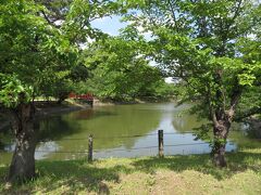 2022.05.28　刈谷市
体育館近くの亀城公園というところにやってきた。この突き当りを右に曲がり…