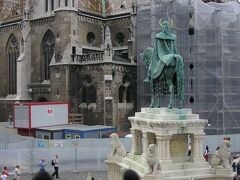 教会の公式サイトを見たら2004年から2013年まで改修していた、とのことで、ストリートビューを見ると真っ白！ですね。
石を磨いて白くすると、どんどん小さくなっていかないのか、とちょっと心配したりして。
この時の入場料は、大人650Fでした。