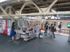 鎌倉駅
いつも観光客で混んでる印象がありますが、大河ドラマのお陰で今年は多くの方が訪れている？