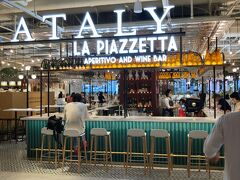 GINZA SIX6階にある、トリノ発のイタリアン専門マーケットプレイス兼トラットリア・レストラン、EATALYへ。
