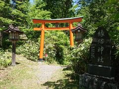 奈川から木祖村に入って１kmほど行ったところの縁結神社へお参りに行く。