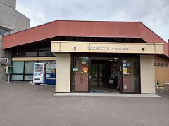 名寄市から無料の高速に乗り、道の駅美深に。
４車線化するつもりはないのか対面通行の自動車専用道路だった。
ふるさと納税ならぬふるさと公共事業でもやって、最初から片側２車線で作ってほしい。
