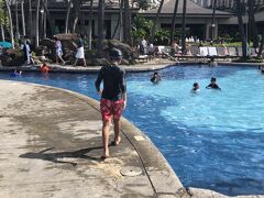 パラダイスプールでとことんまで遊び尽くす。