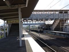 高崎駅から信越本線に乗り磯部駅で降ります。今日の宿泊は磯部温泉です。