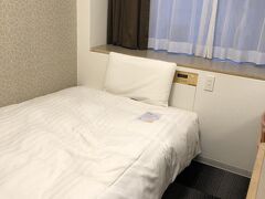 宿泊したのは出島や新地中華街に近いコンフォートホテル長崎です。

平日ということもあってか、仕事関係の宿泊客が多かったような印象でした。