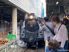土日祝を中心に１日１本、秩父鉄道　熊谷駅～三峰口駅間を往復している
ＳＬパレオエクスプレスに乗車。
ＳＬがホームに来るとみなさん記念撮影会。