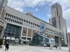 徒歩で札幌駅へ。
ここからは快速エアポートに。