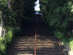 弘法寺への階段。