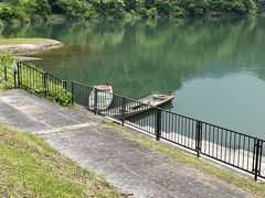 霧幻峡の渡し 早戸船着き場