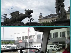 ５月17日「クラーゲンフルト」１泊
　　　　　ノイアー広場の“竜の噴水”
　　　　　下の写真はグラーツから乗った2階建てバス車内、
　　　　　FFP2マスク必須でした。