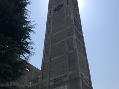頑張って歩いて、行きたかった教会へ。