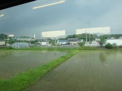 道の駅がありました。路線バスも走っています。