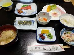 3日目は小豆島をまわります。
まずは宿泊した旭屋旅館で朝食をとります。
