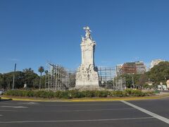 エコパークを出るとスペイン人記念碑が。改装が始まるようです。