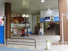 乗換えなしでやってきた京成本線青砥駅。