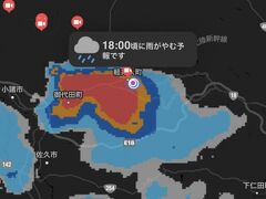 ちょうど軽井沢駅付近のセブンイレブンの横位で
前の見えない位豪雨！！
スコール！！

セブンイレブンに避難！！