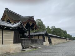 今は京都市民の憩いの場所となっている京都御苑。