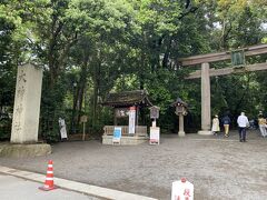 せっかく桜井まで来たので日本最古の神社、大神神社へもご挨拶。