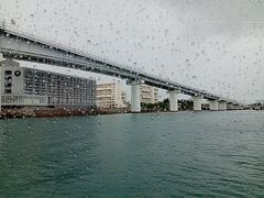 3日目は泊港から名護を目指します
雨がふったりやんだり、目まぐるしくかわるお天気