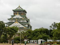 大阪城天守閣…昭和の建物
大阪マラソンとかのテレビでよく見てましたが、実物は初めて！