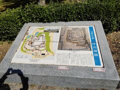 津山城跡の案内図。天守閣は残っていないが、全体によく保存されている。