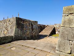 本丸跡。立派に天守閣があった。