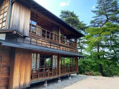 石段をくだって、ハワイ王国公使別邸へ