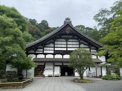 国宝の南禅寺方丈。狩野探幽の「水?の虎」をはじめ狩野派の傑作の襖絵がある。