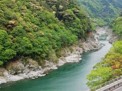 土讃線から見る吉野川の流れ。水量が結構ありそうです。