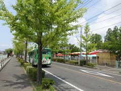 　神野公園前で下車。広大な神野公園の中でも、遊園地がもっともバス停寄りに位置しています。