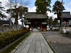 新善光寺城
現在は正覚寺となっている。
山門は、越前府中城の旧表門を移築したもの。
微妙にややこしい。