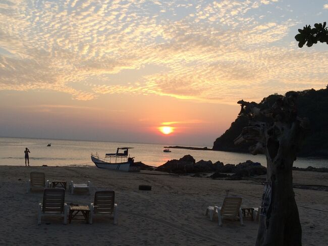 この島、夕焼けが絶品