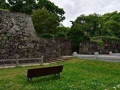 石田城
一般的には福江城として知られているが、地元では石田城で通っている様である。