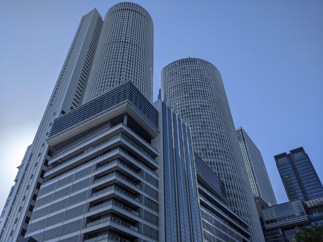 名古屋<br />岡崎城の観光を終えた後は清洲城に行く予定であったが最終入場時間に間に合わず行けなかった。<br />ガッカリ<br />