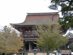 この日は朝から吉野山へ。
吉野に行ったらまずは金峯山寺へ